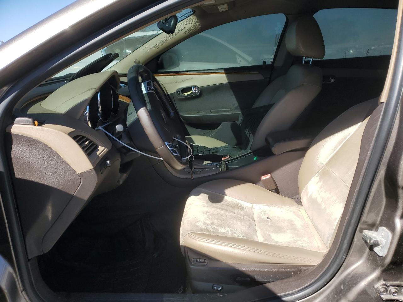 2011 Chevrolet Malibu - Image 7