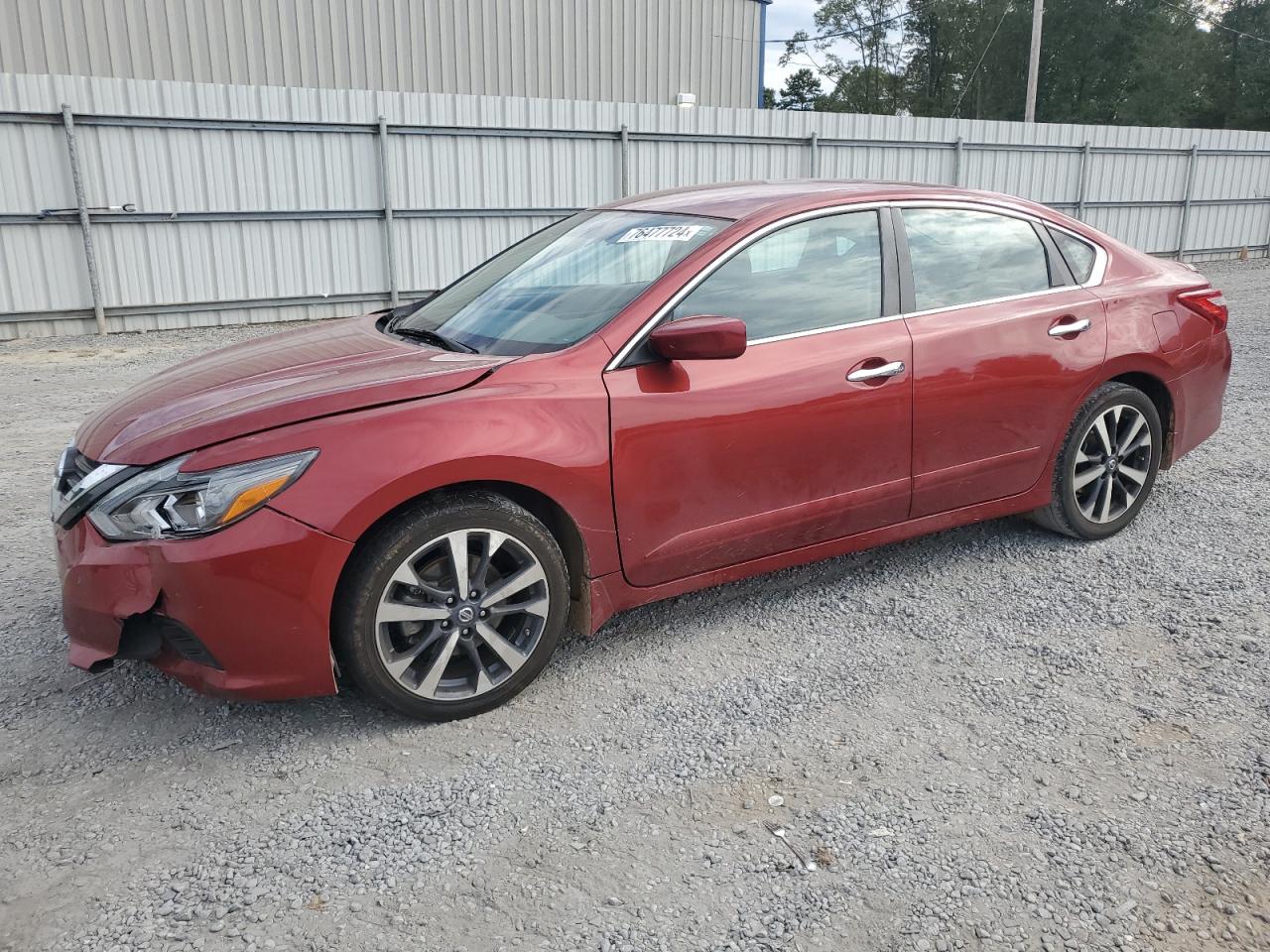 2016 Nissan Altima - Image 1