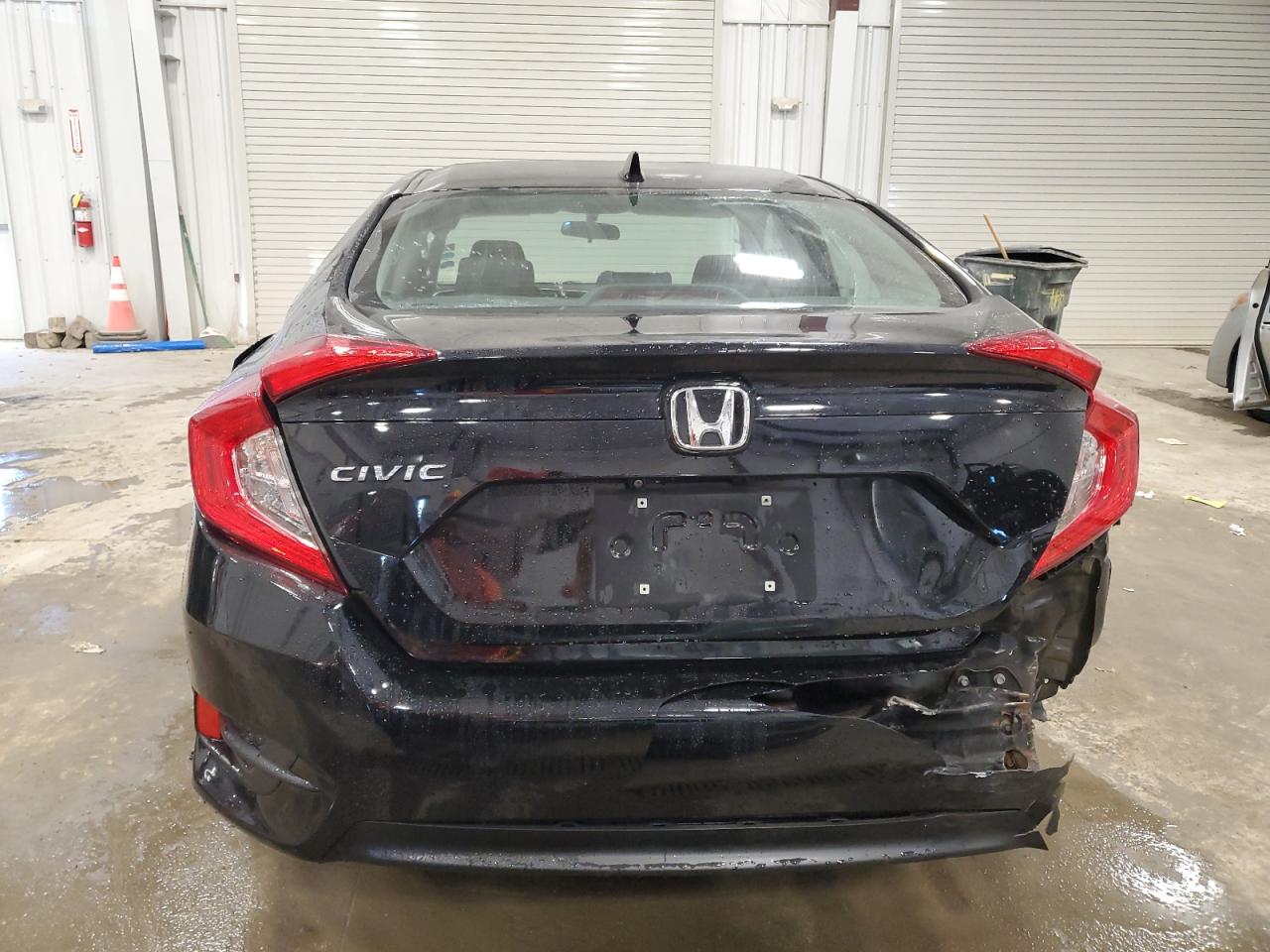 2018 Honda Civic Ex VIN: 19XFC2F73JE003923 Lot: 75554024