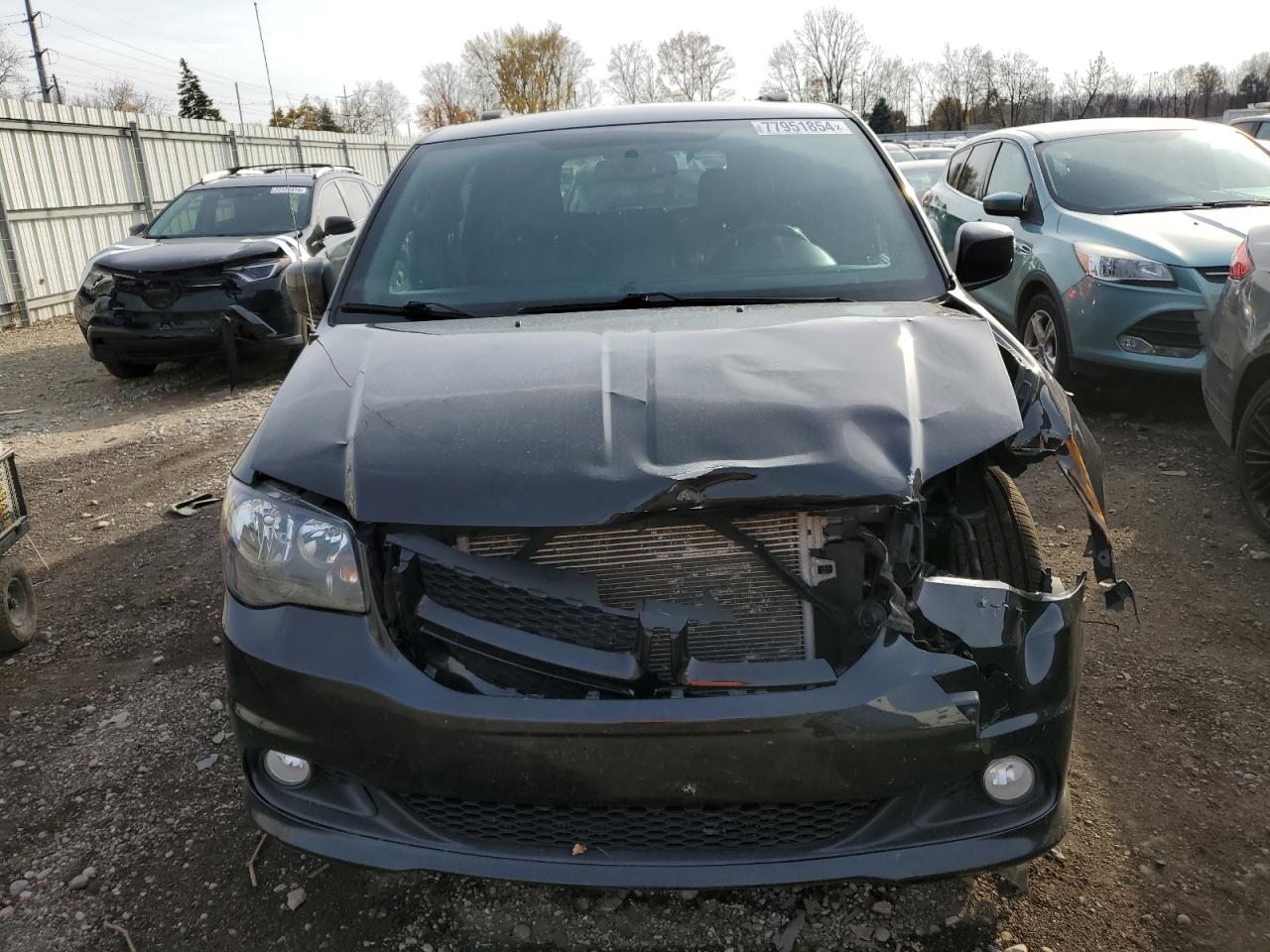2018 Dodge Caravan - Image 5