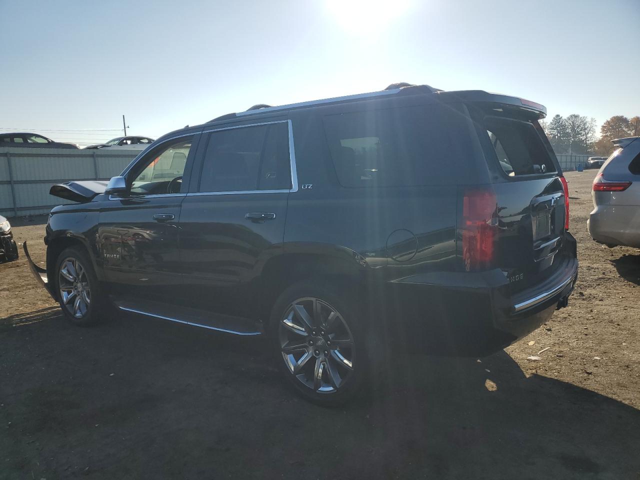 2015 Chevrolet Tahoe - Image 2