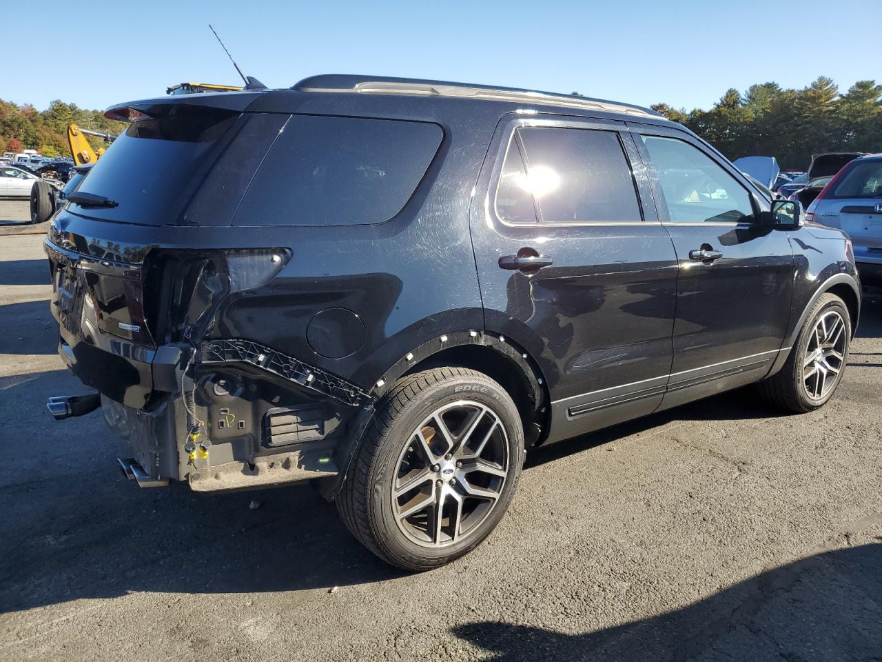 2018 Ford Explorer - Image 3