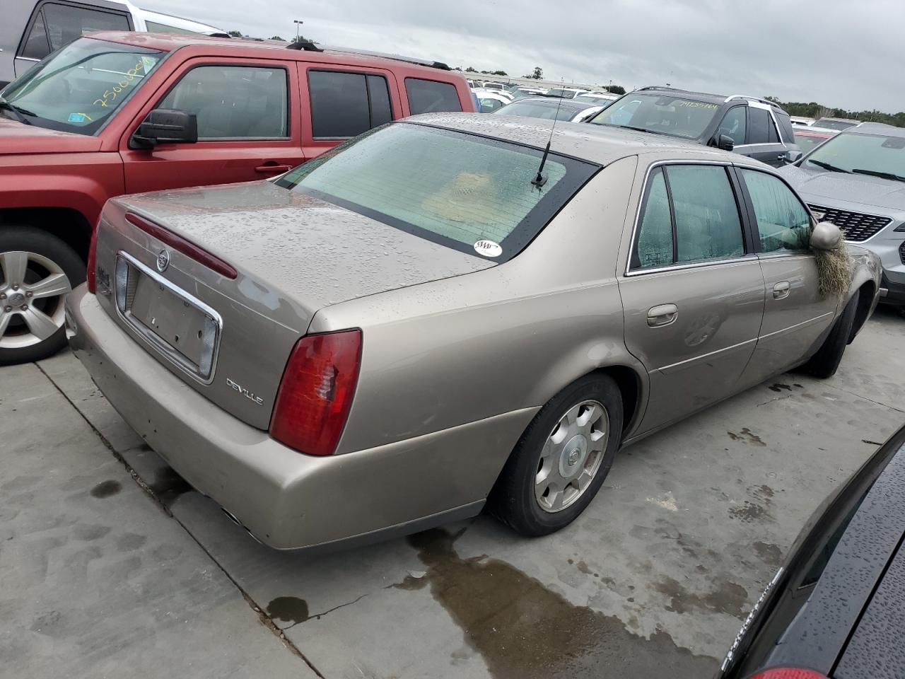 2002 Cadillac De Ville - Image 3