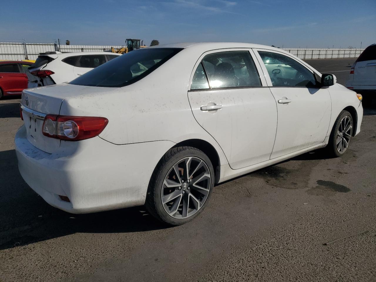 VIN 5YFBU4EE0DP216337 2013 TOYOTA COROLLA no.3