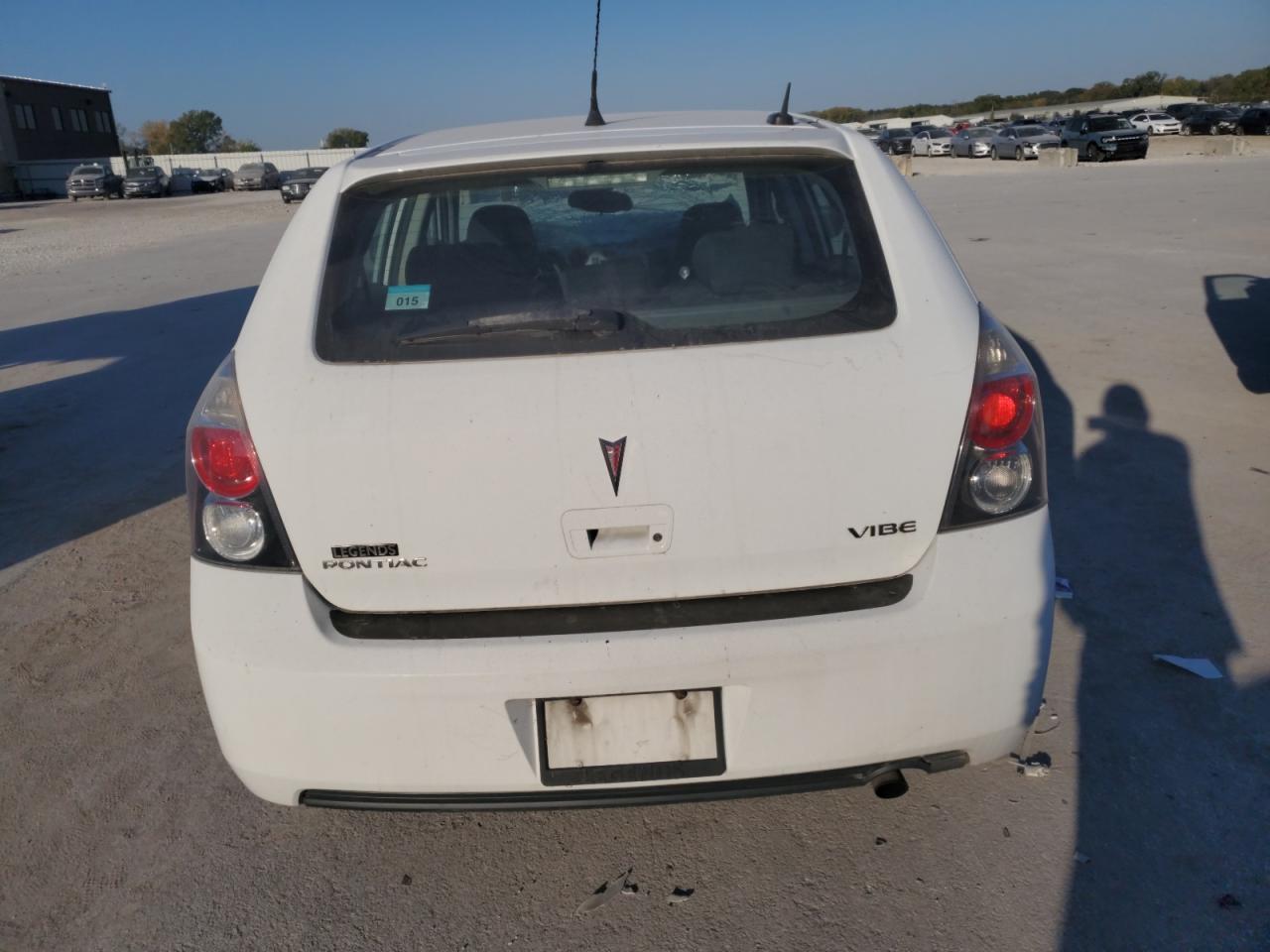 2009 Pontiac Vibe - Image 6