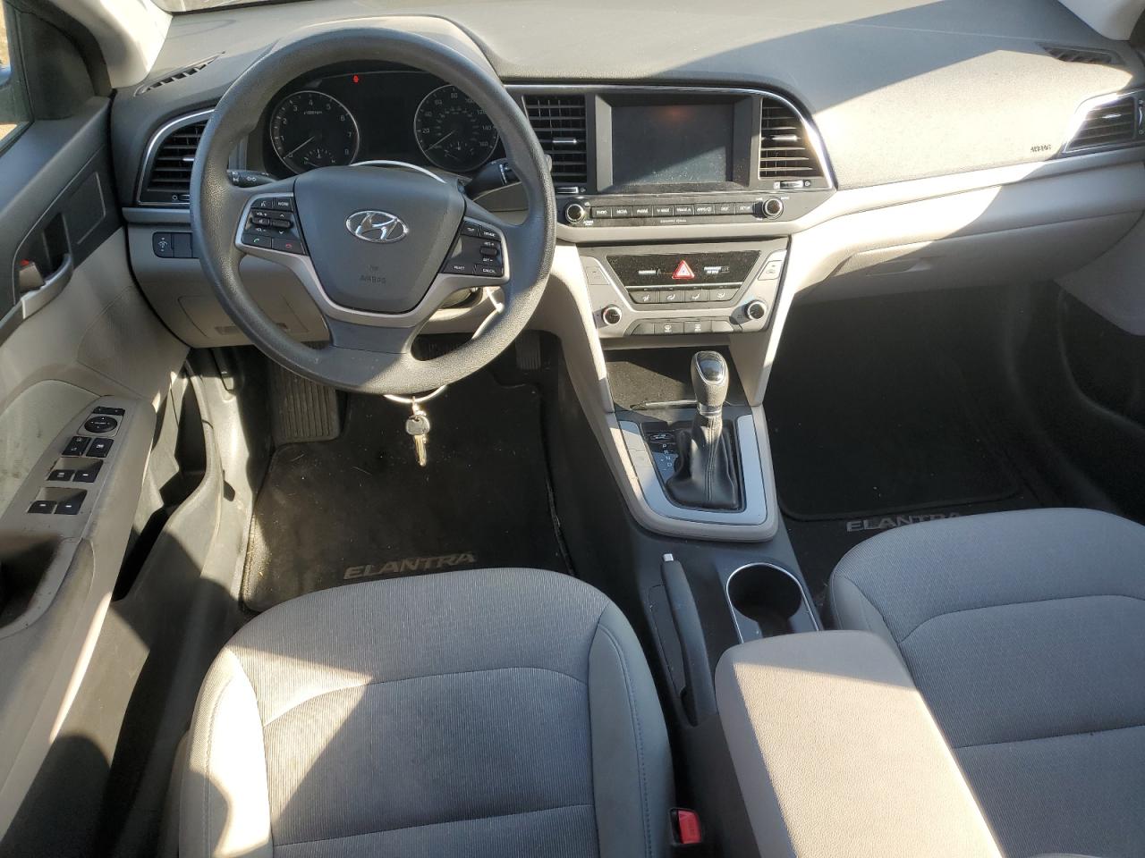 5NPD84LF4HH098112 2017 Hyundai Elantra Se