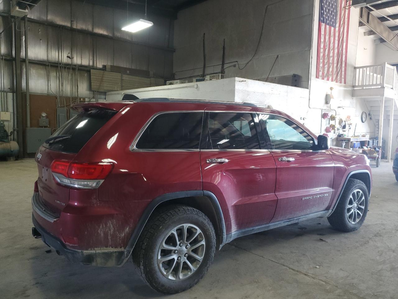 2014 Jeep Grand Cherokee - Image 3