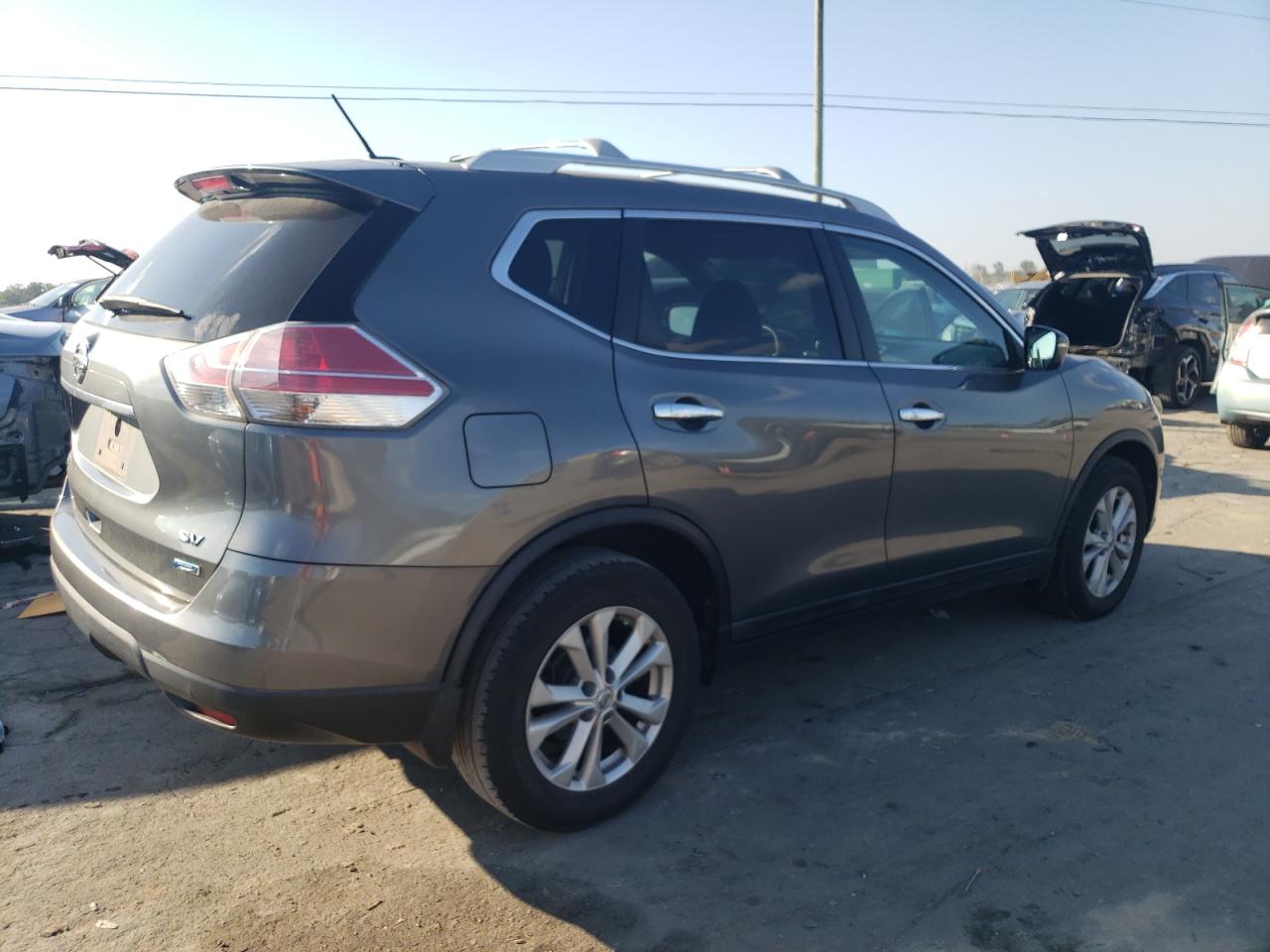 2014 Nissan Rogue - Image 3