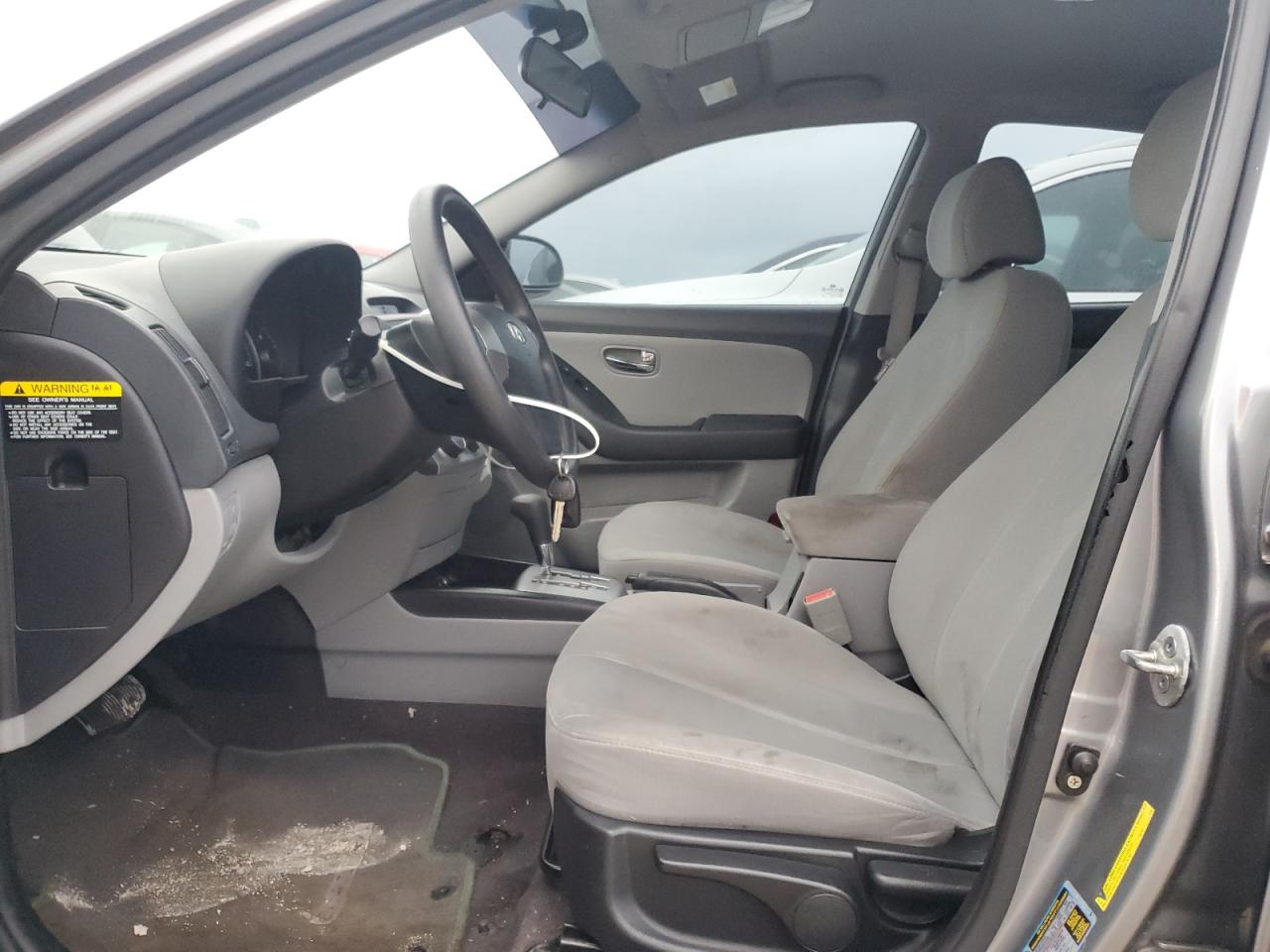 2010 Hyundai Elantra - Image 7