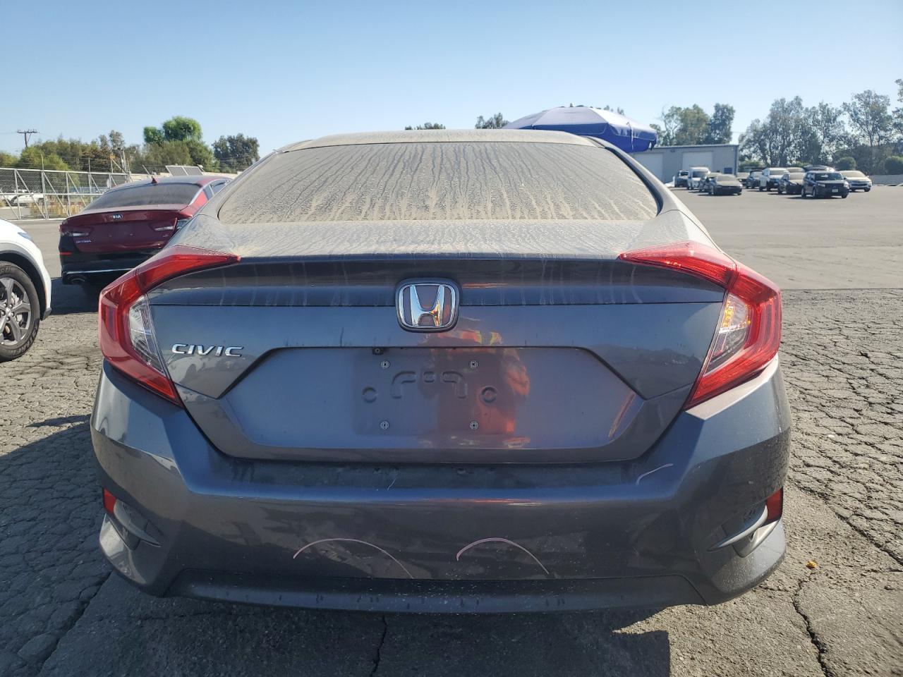 2HGFC2F54HH507895 2017 Honda Civic Lx