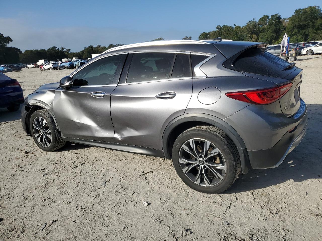 2018 Infiniti QX30 - Image 2
