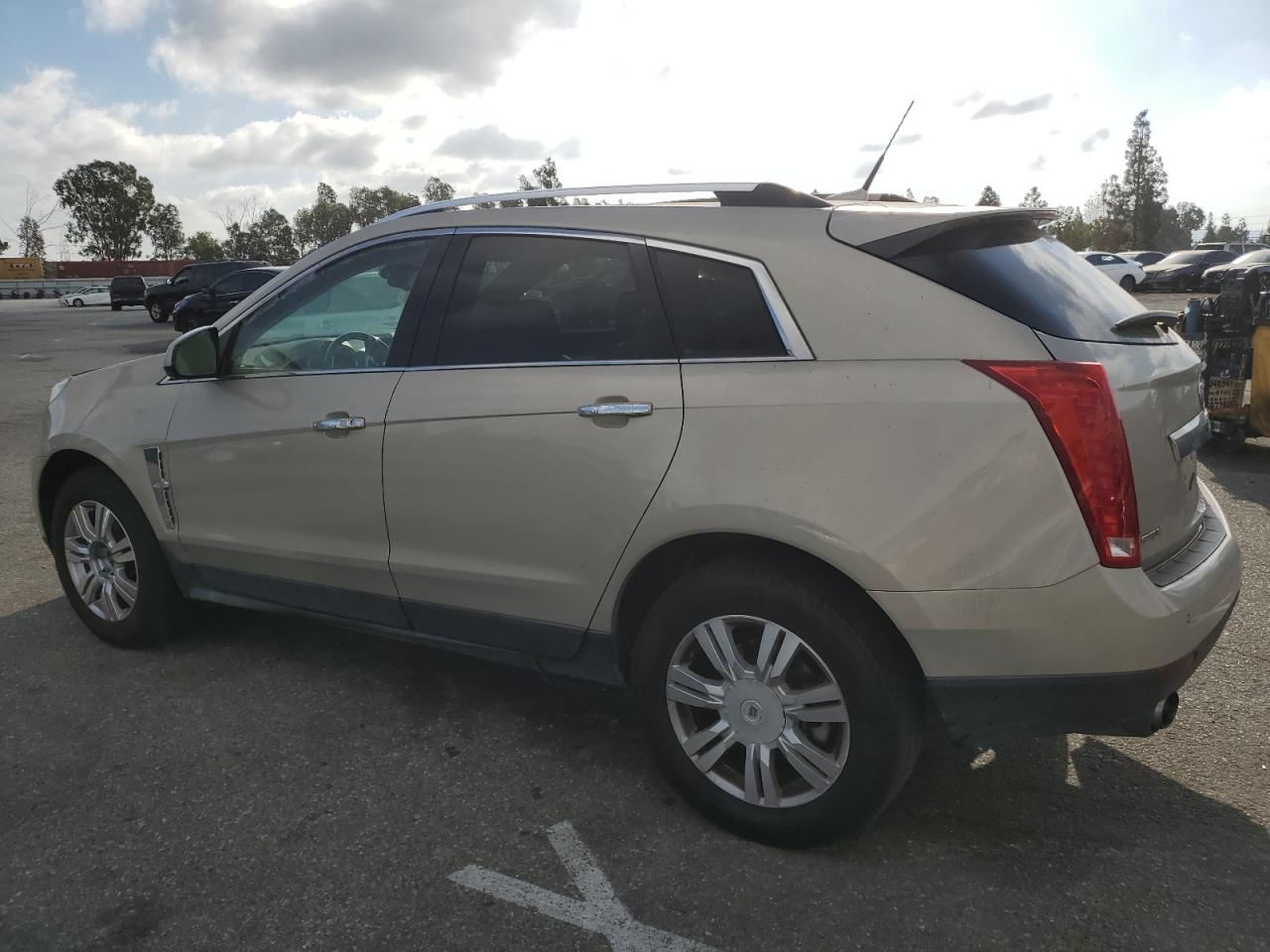 2011 Cadillac SRX - Image 2