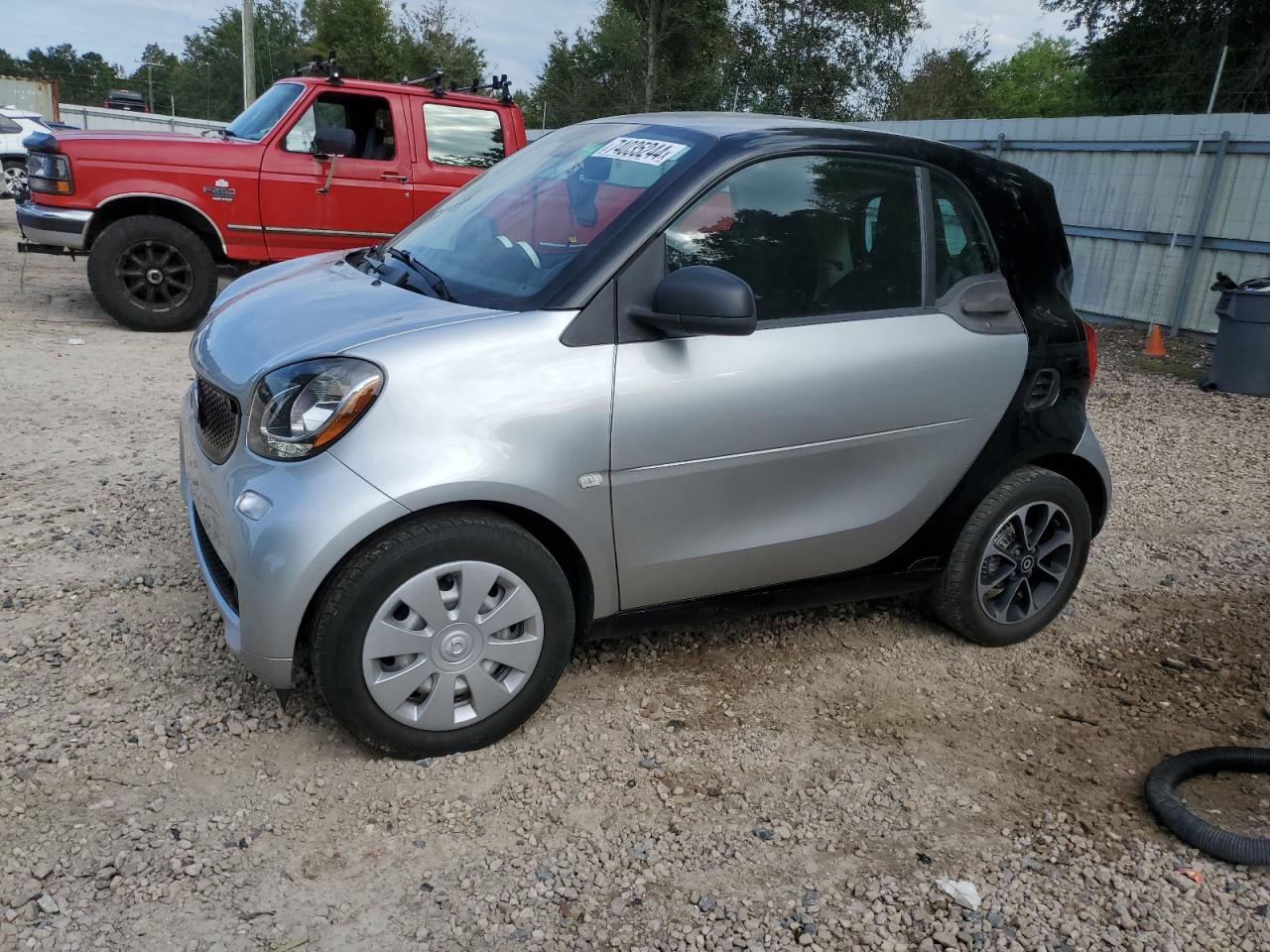2016 Smart Fortwo - Image 1