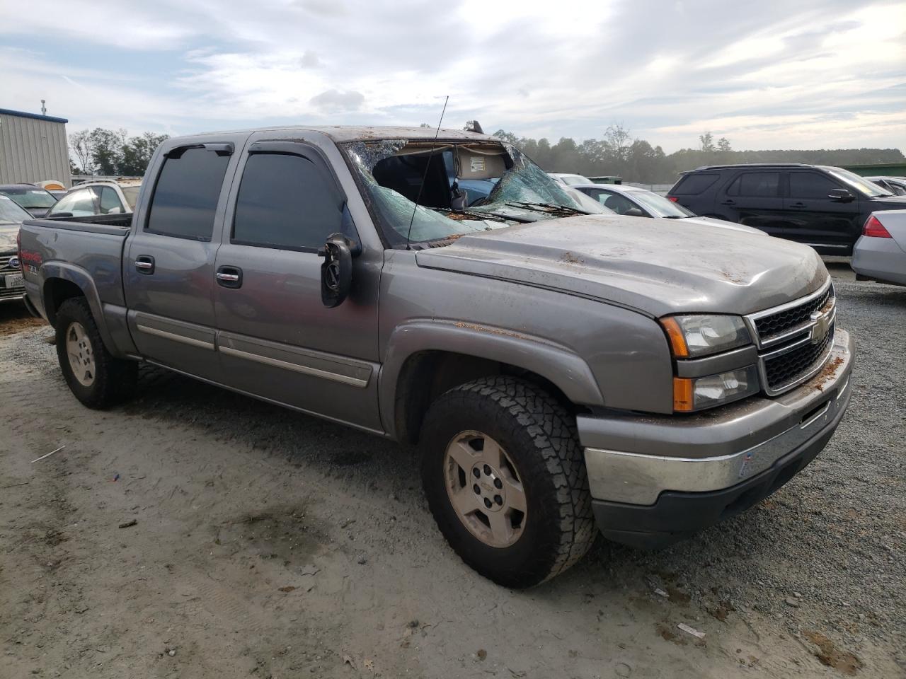 2006 Chevrolet Silverado K1500 VIN: 2GCEK13T861184810 Lot: 74539844