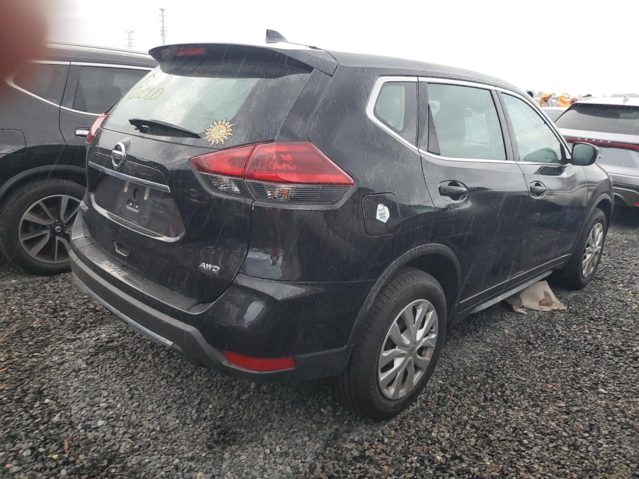 2020 Nissan Rogue - Image 3