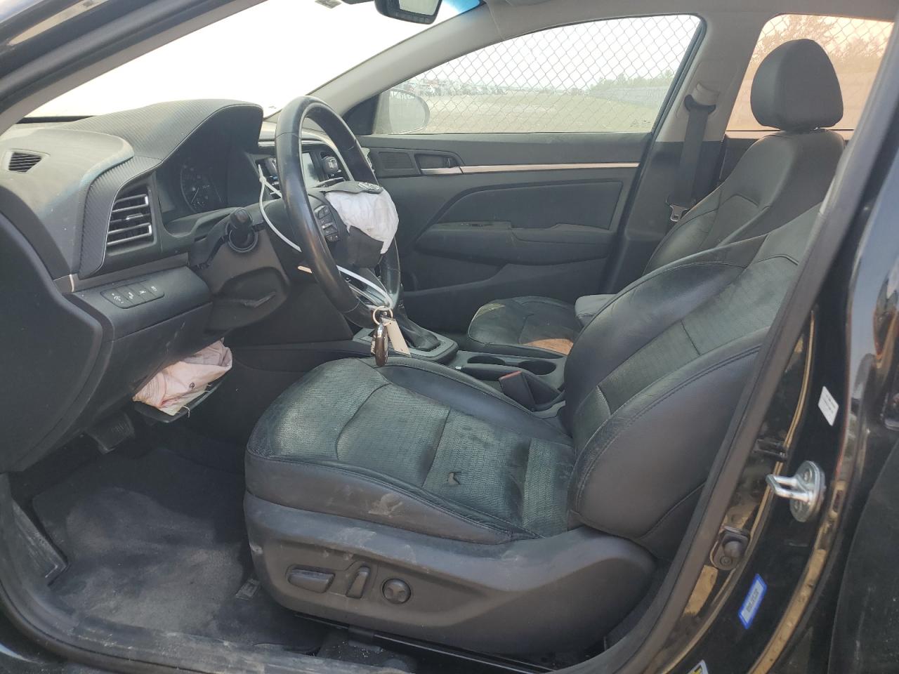 2020 Hyundai Elantra - Image 7