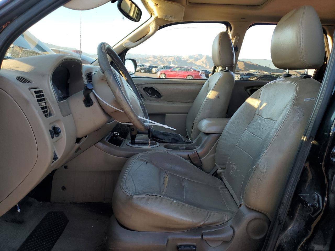 2005 Ford Escape Limited VIN: 1FMCU94115KD76268 Lot: 76801514