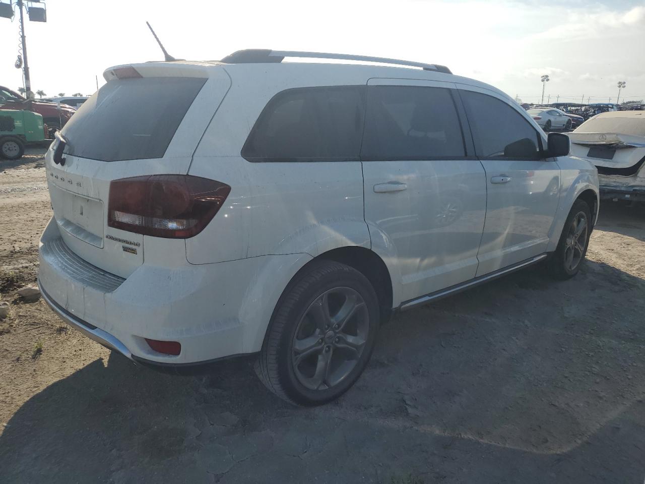 2018 Dodge Journey - Image 3