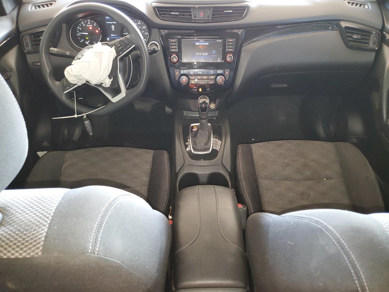 2019 Nissan Rogue - Image 8