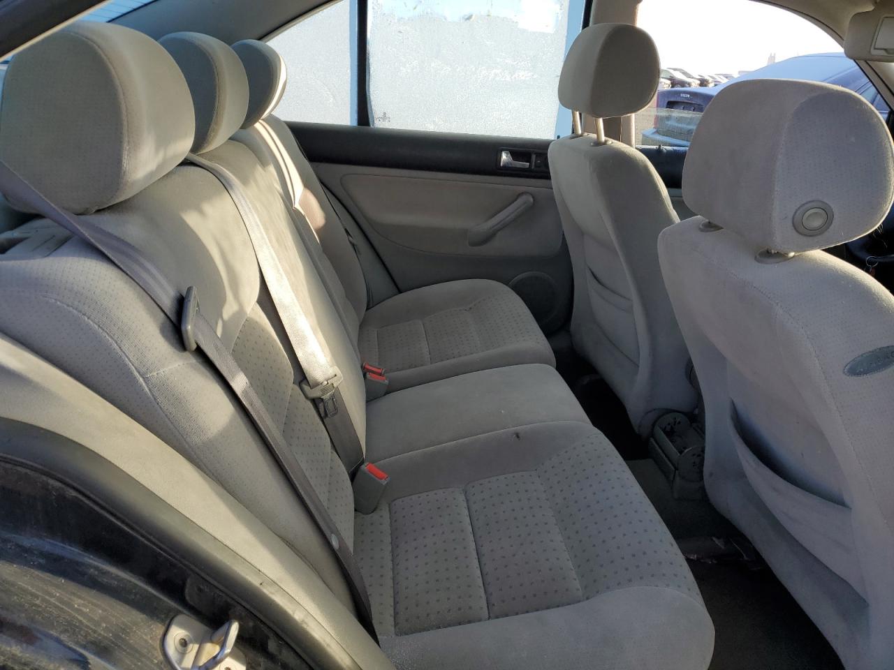 2000 Volkswagen Jetta Gls VIN: 3VWSA29M7YM057356 Lot: 76960844