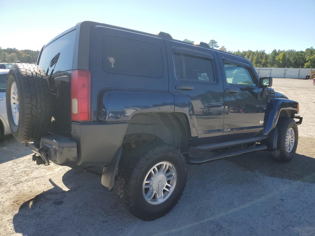 2007 Hummer H3 - Image 3