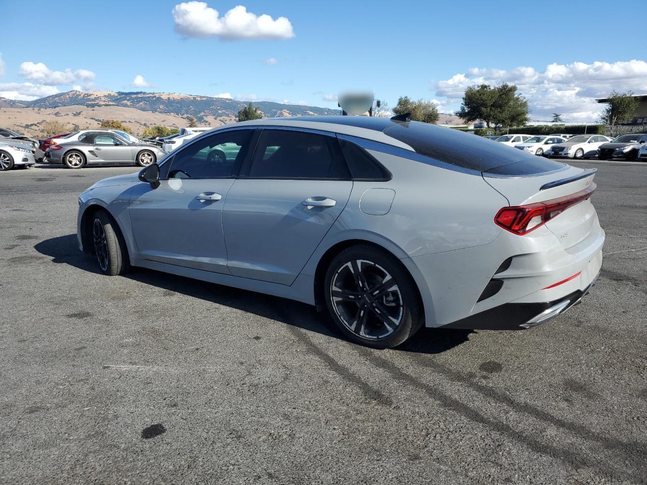 2023 Kia K5 - Image 2