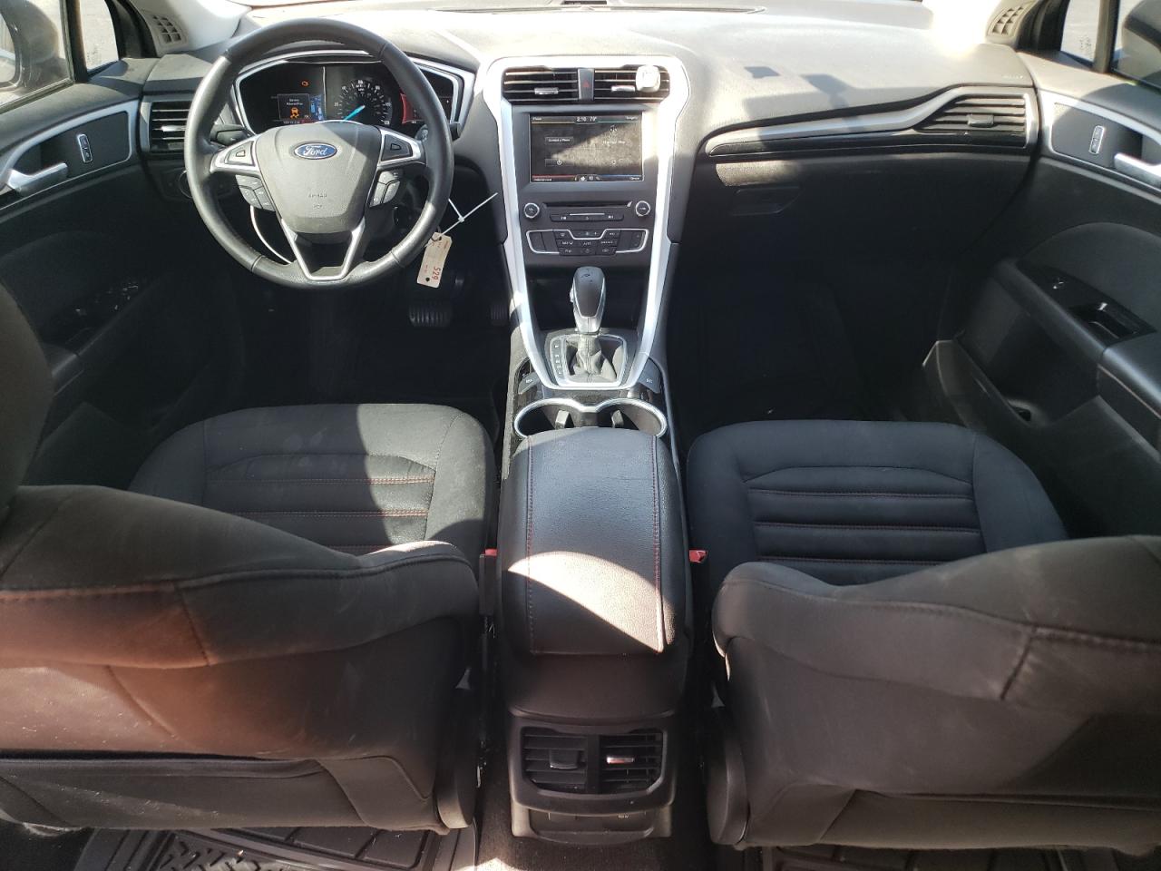 2016 Ford Fusion - Image 8