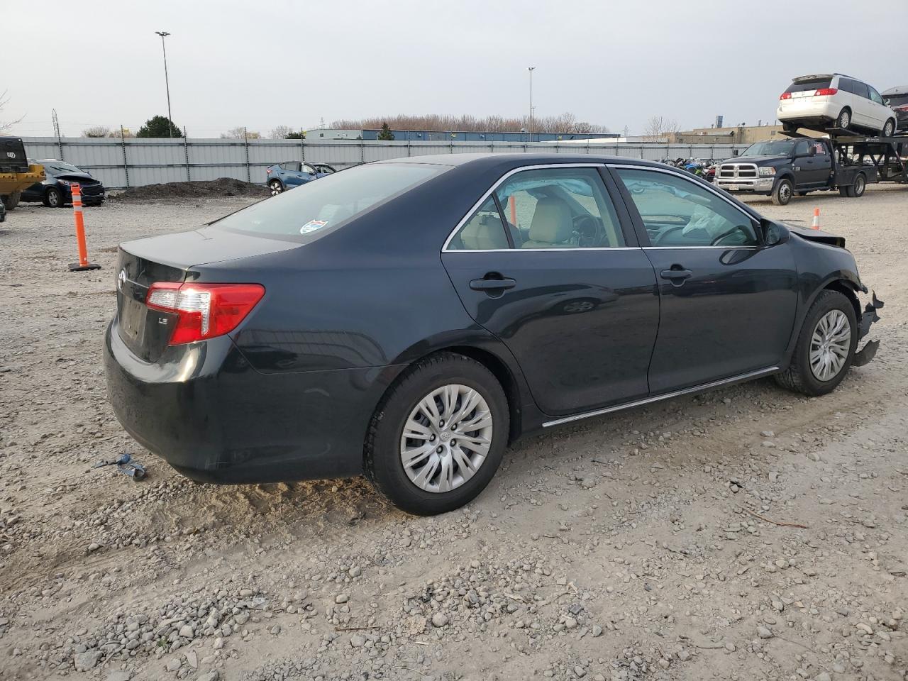 VIN 4T4BF1FK7DR321765 2013 TOYOTA CAMRY no.3