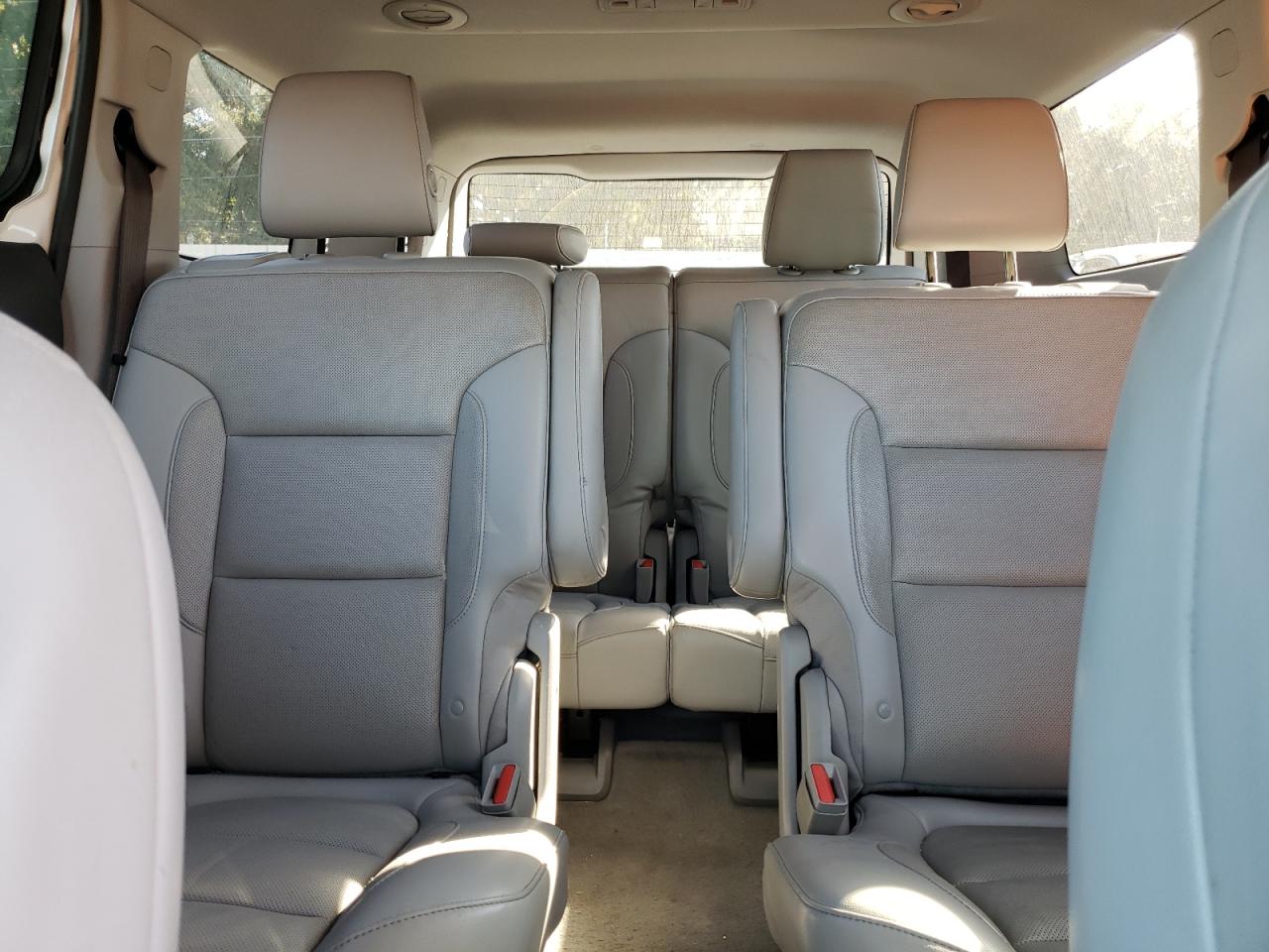 2018 GMC Acadia - Image 10