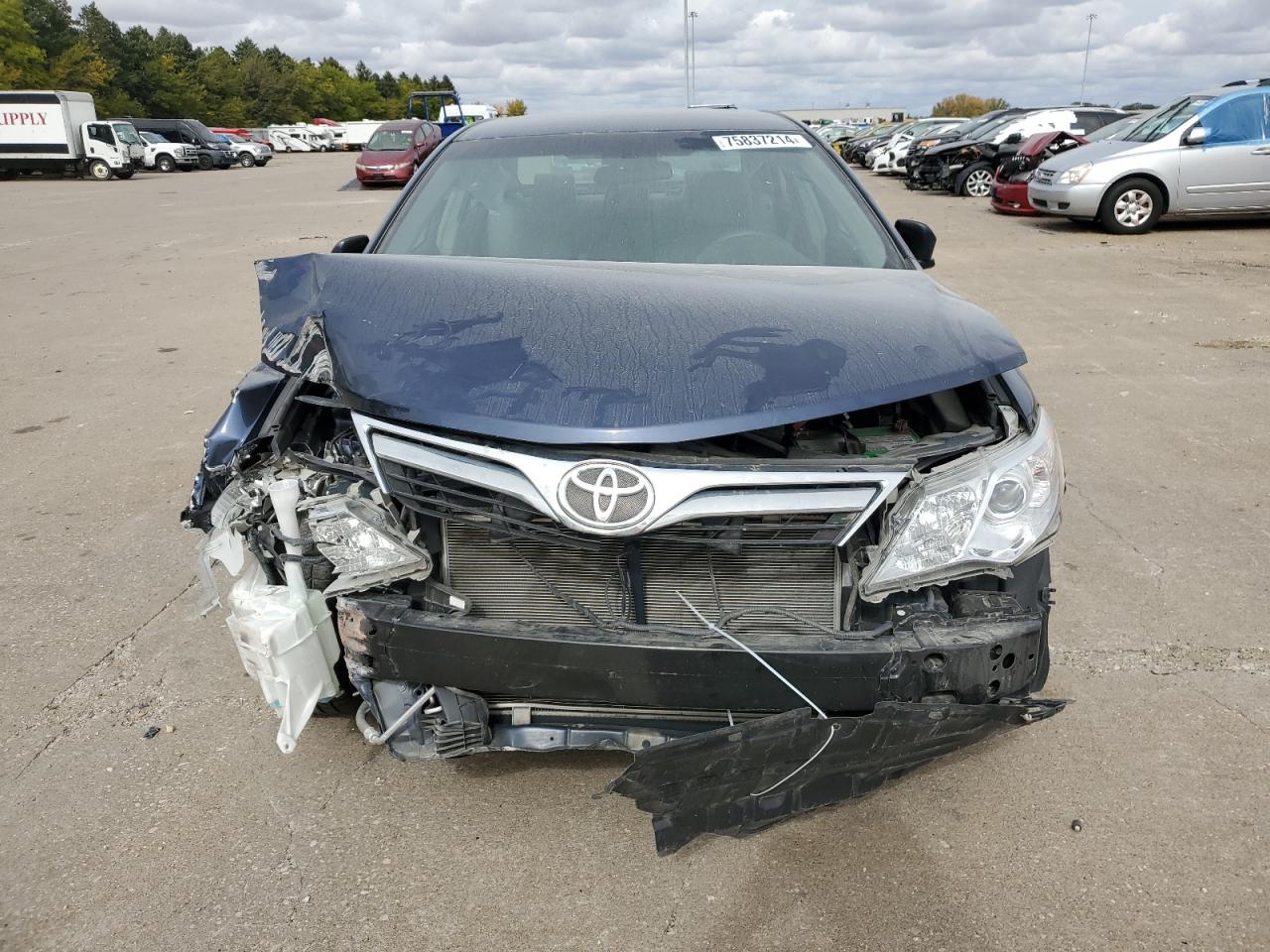 2014 Toyota Camry - Image 5