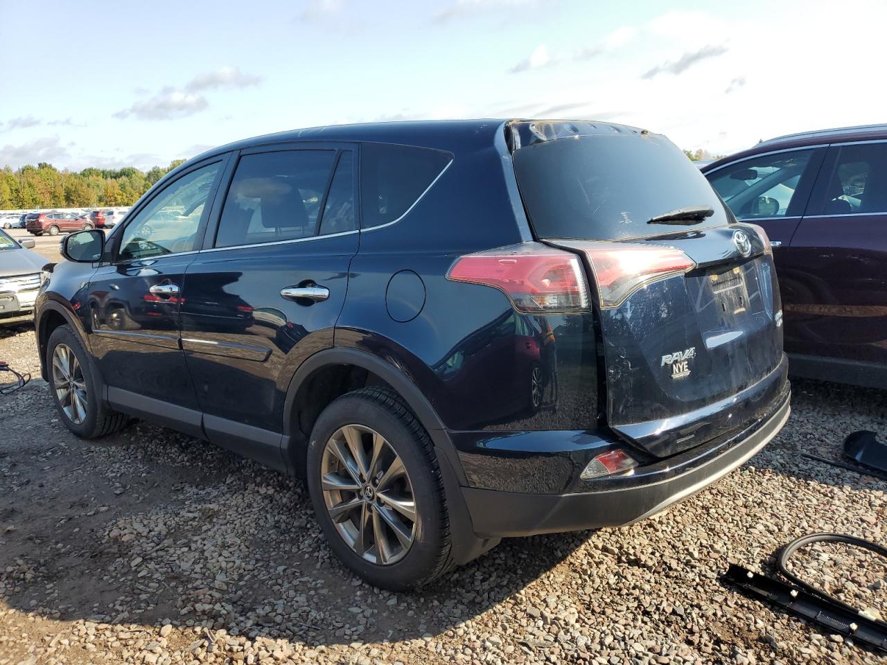 JTMDFREV7JJ251974 2018 TOYOTA RAV 4 - Image 2