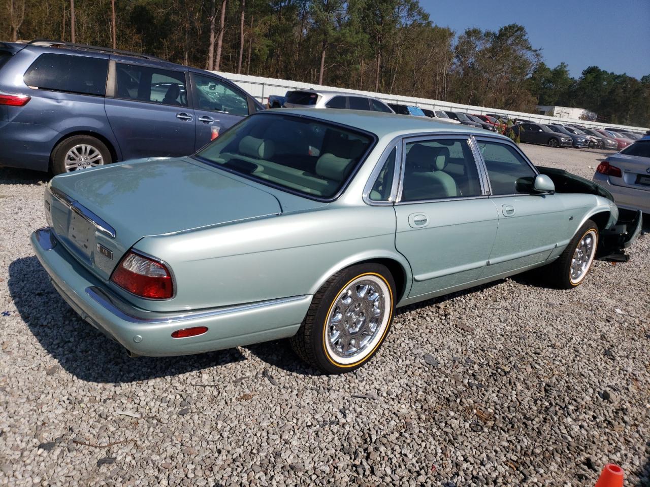 2003 Jaguar XJ - Image 3