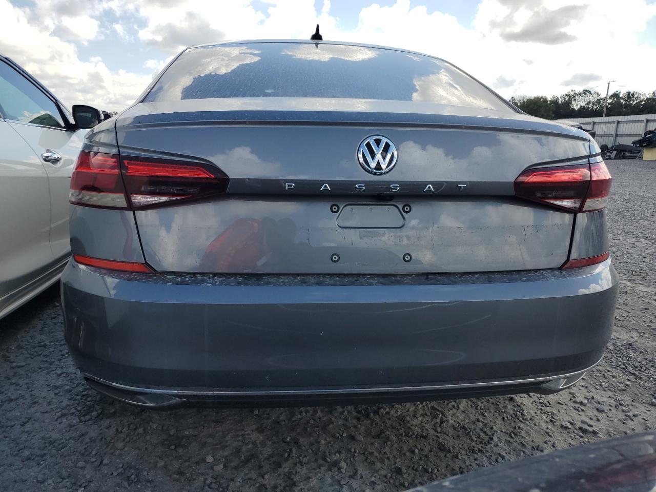 1VWSA7A35LC016461 2020 Volkswagen Passat Se