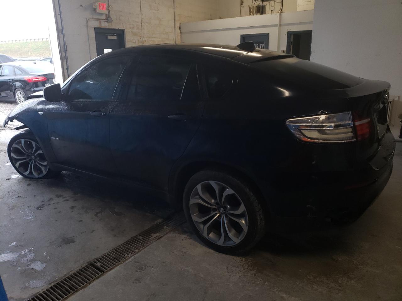 2013 BMW X6 - Image 2