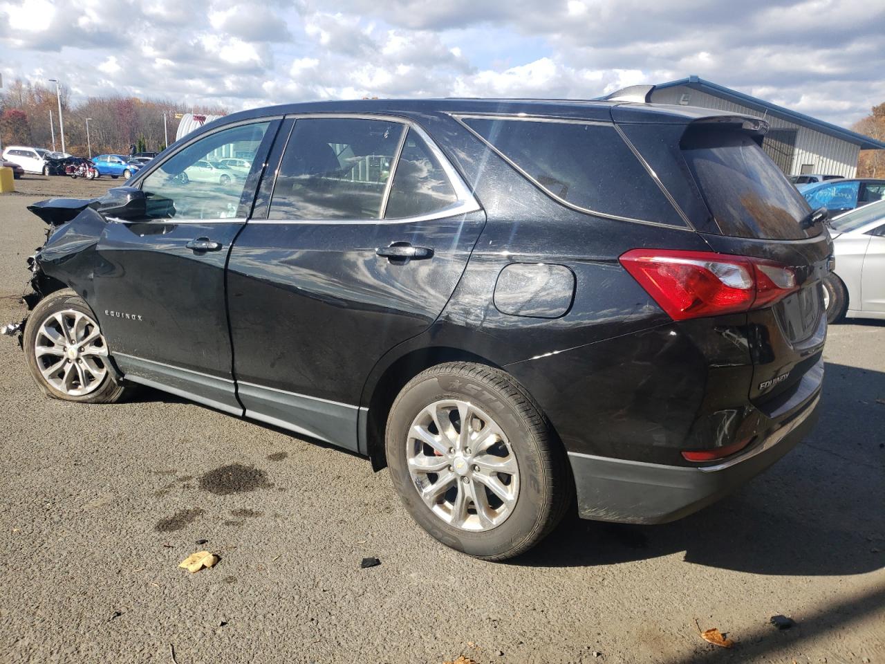 2019 Chevrolet Equinox - Image 2