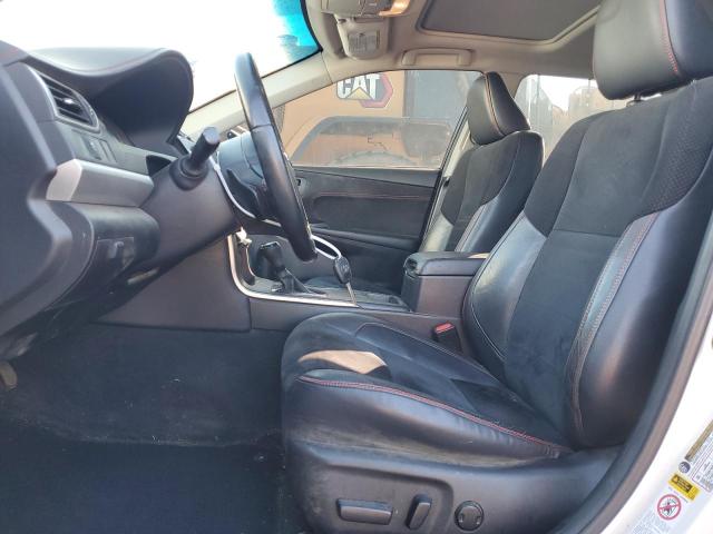  TOYOTA CAMRY 2016 Biały