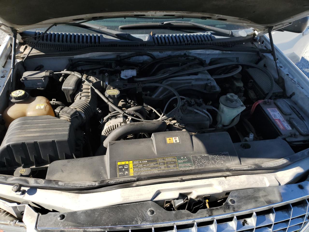2003 Ford Explorer - Image 14