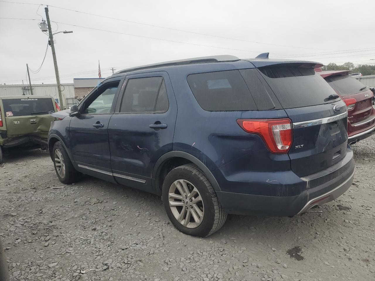 2017 Ford Explorer - Image 2