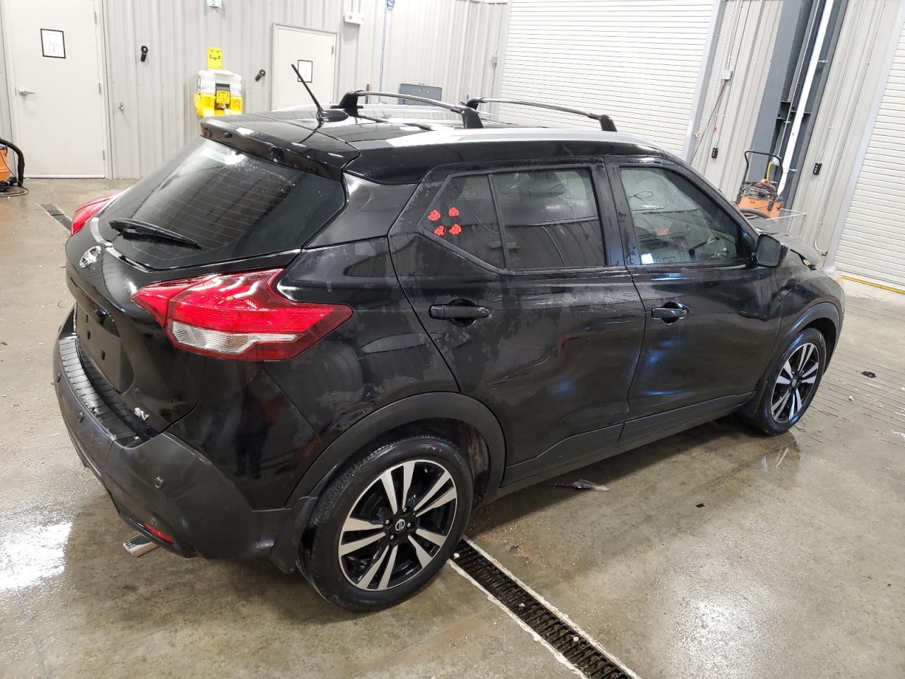 2020 Nissan Kicks - Image 3