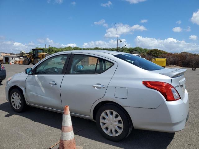  NISSAN VERSA 2015 Сріблястий