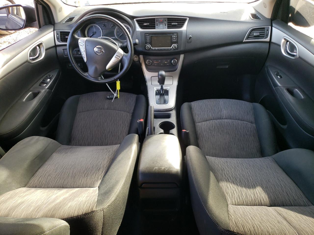 2015 Nissan Sentra - Image 8