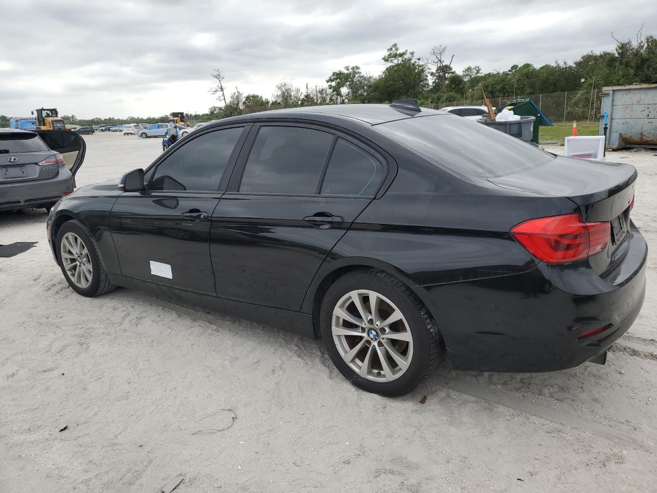 WBA8E1G3XHNU15719 2017 BMW 320 I