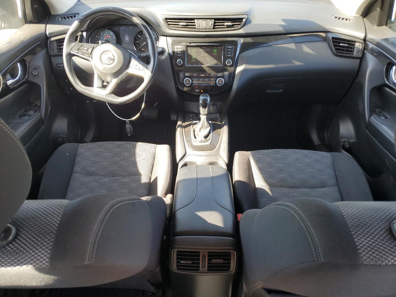 2019 Nissan Rogue - Image 8