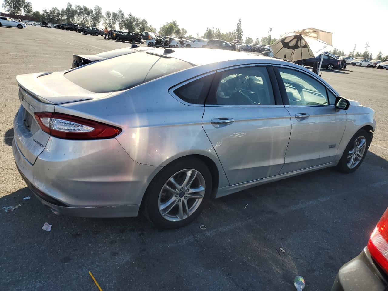 VIN 3FA6P0SU7GR187601 2016 FORD FUSION no.3