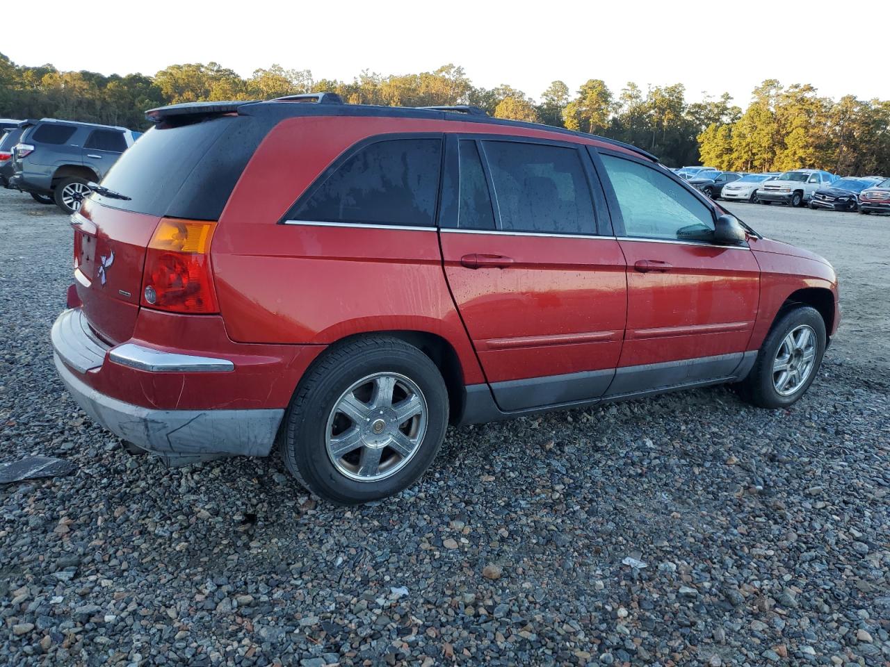 2005 Chrysler Pacifica - Image 3