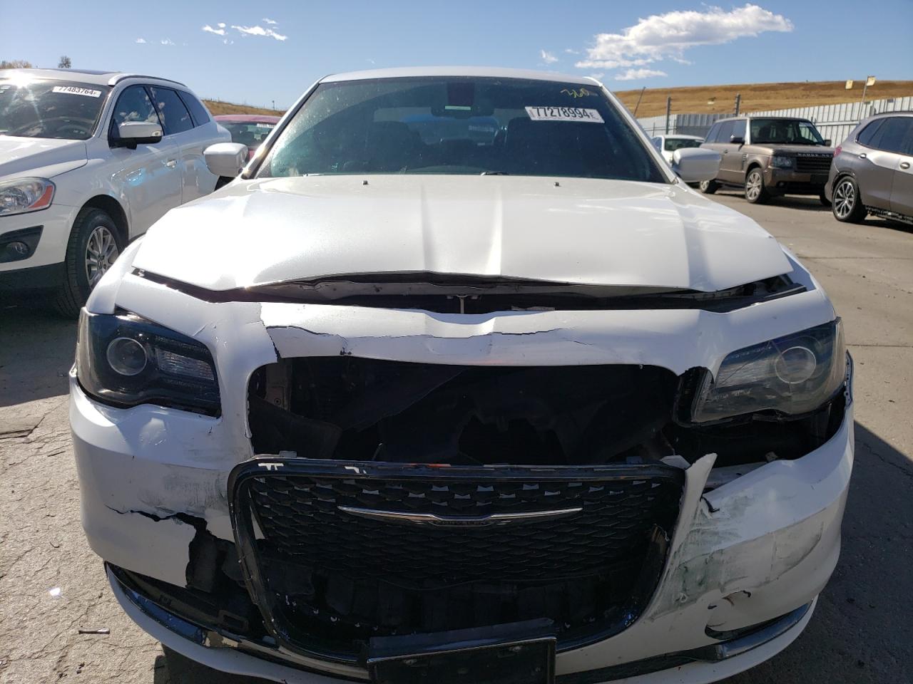 2015 Chrysler 300 - Image 5