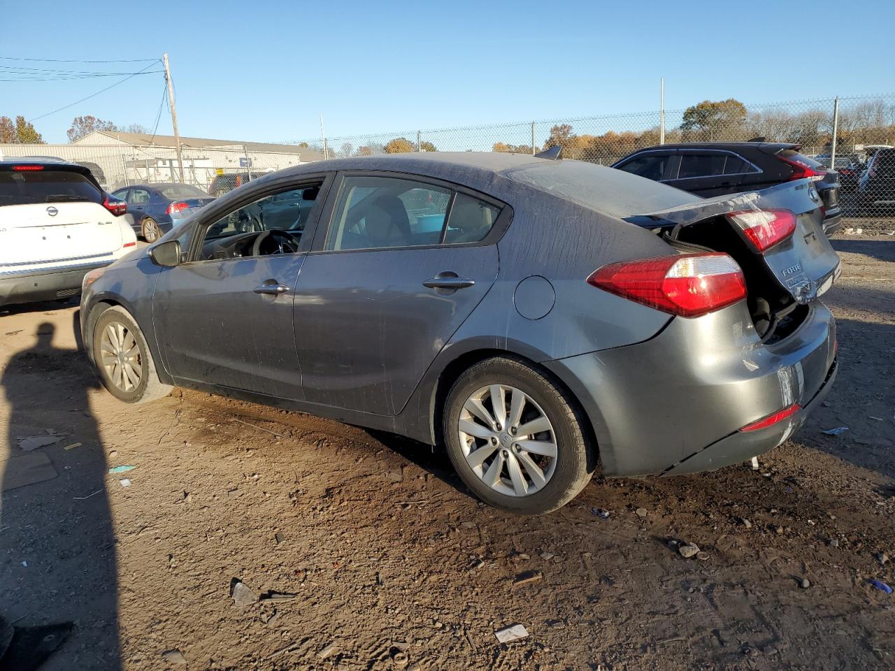 2016 Kia Forte - Image 2