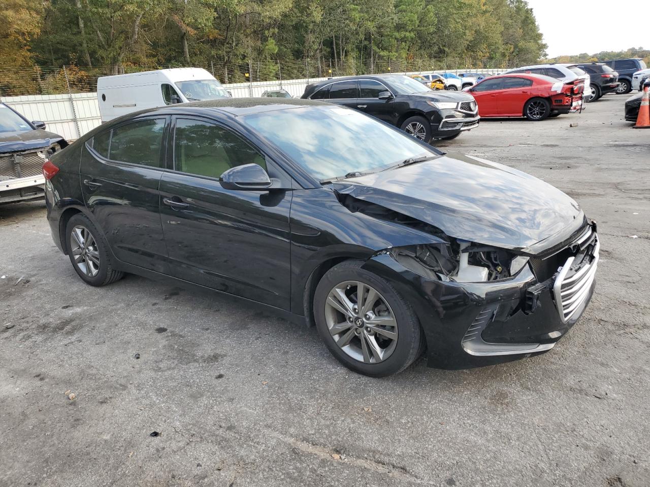 2017 Hyundai Elantra - Image 4