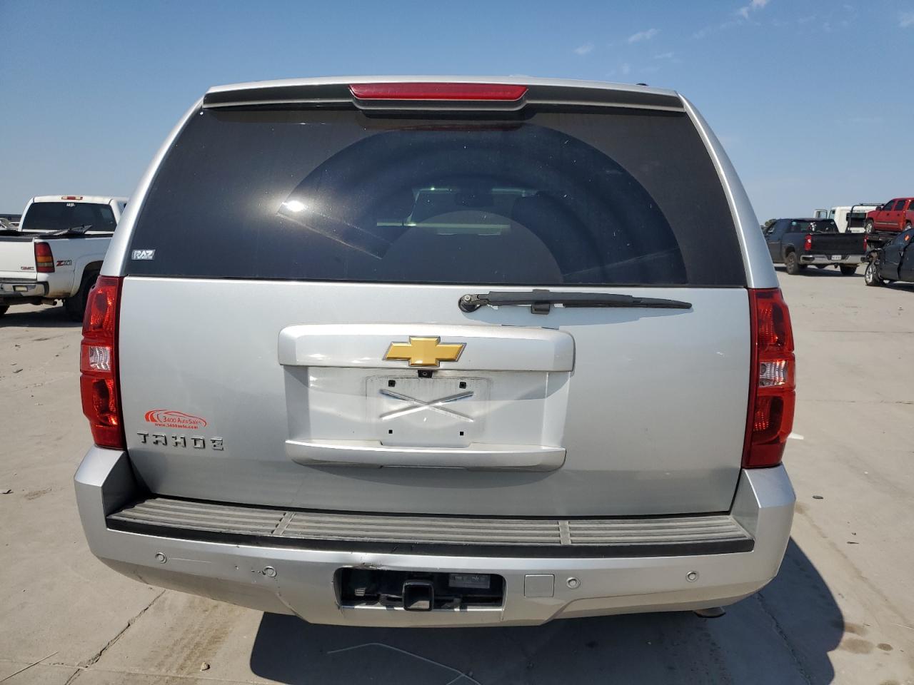 VIN 1GNSCBE01DR147666 2013 CHEVROLET TAHOE no.6