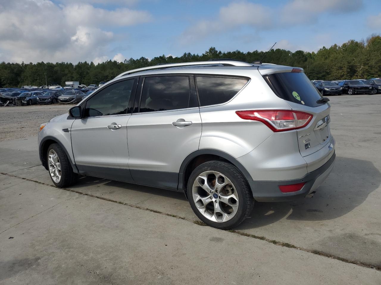 2014 Ford Escape - Image 2